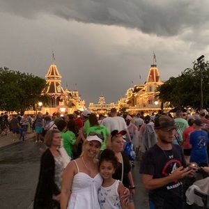 Meet your Posher, Daylin and Niurka